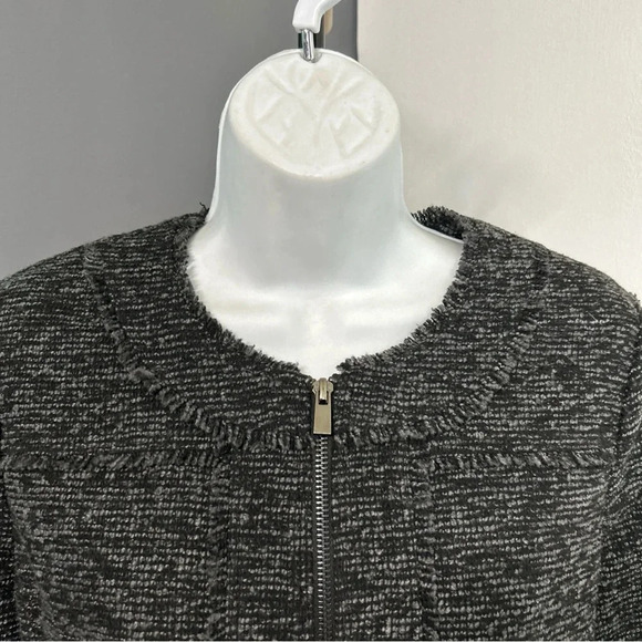 Banana Republic‎ Women’s  8 Wool Blend Full Zip Jacket Black Gray Fringe Lined - Picture 4 of 16